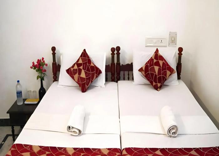 Hotel White Rose