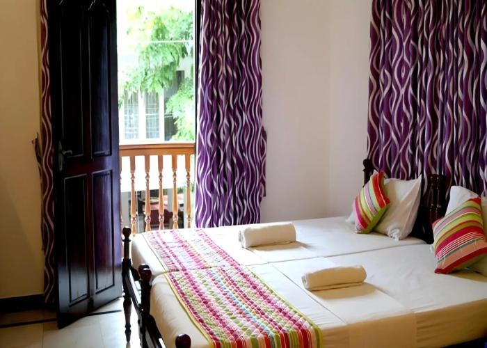 Hotel White Rose