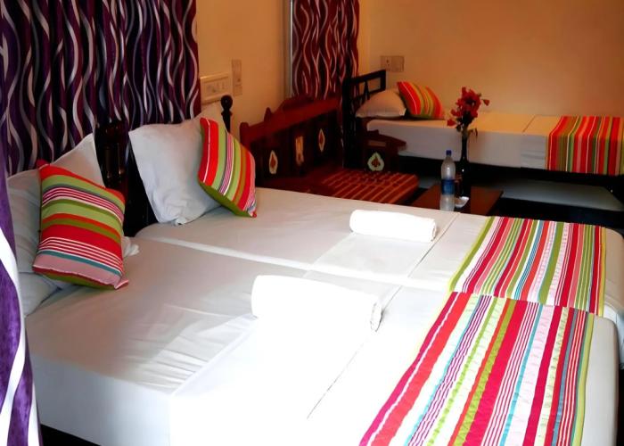 Hotel White Rose