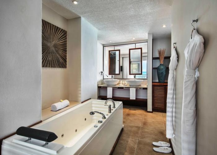 Solana Beach - Adults Only