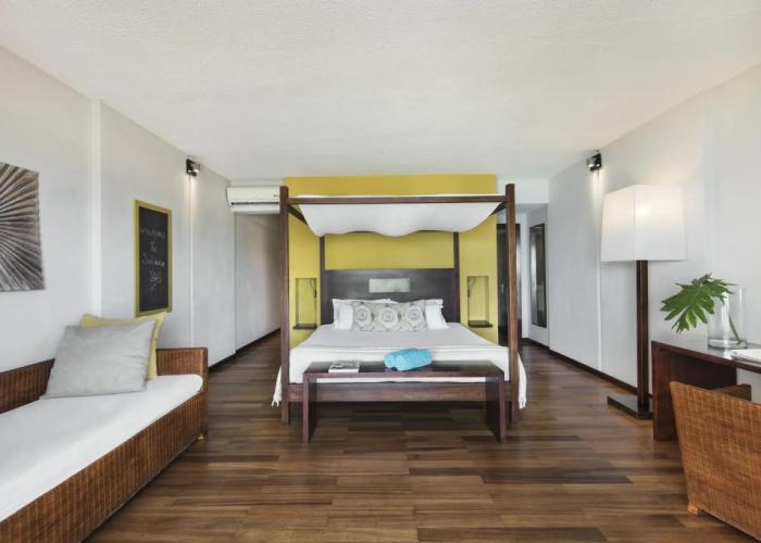 Solana Beach - Adults Only