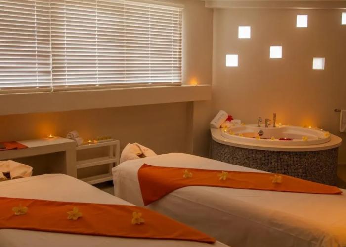 Solana Beach - Adults Only