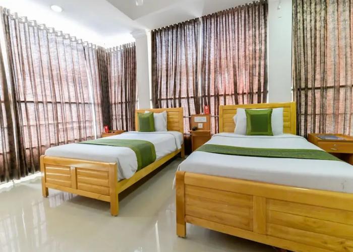 Hotel Tri-Star Regency
