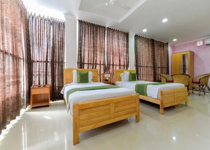 Hotel Tri-Star Regency