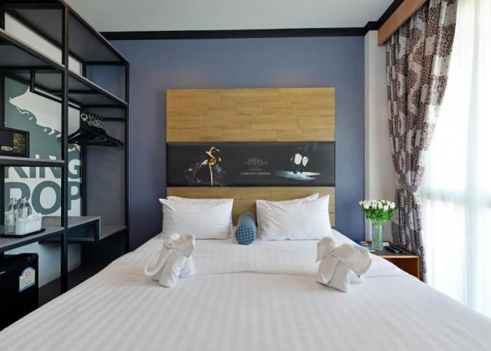 The River Scene Hotel