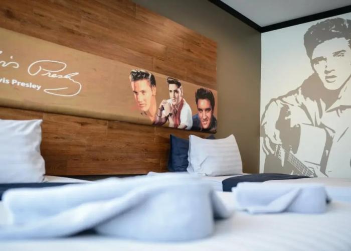 The River Scene Hotel