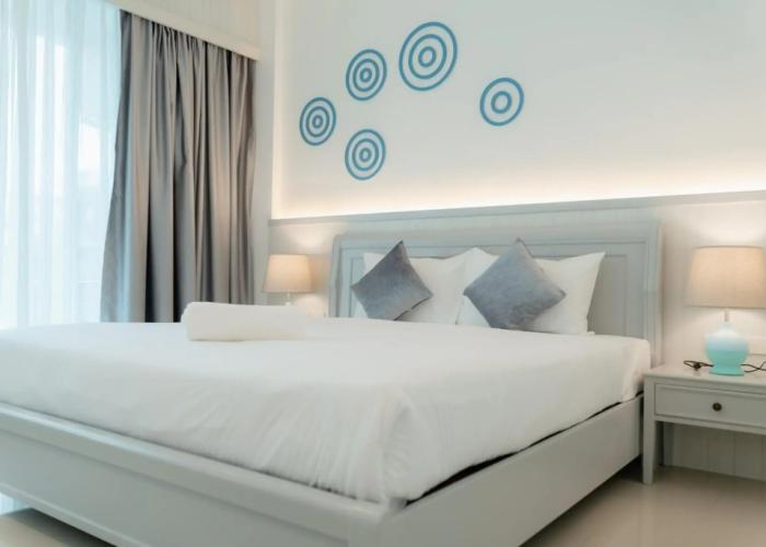 Apo Hotel