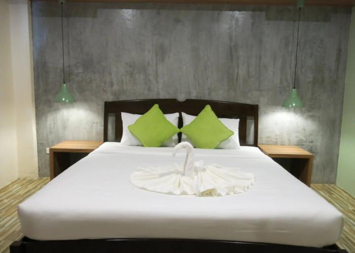 OYO 1118 K L Boutique Hotel (Vaccinated Staff)