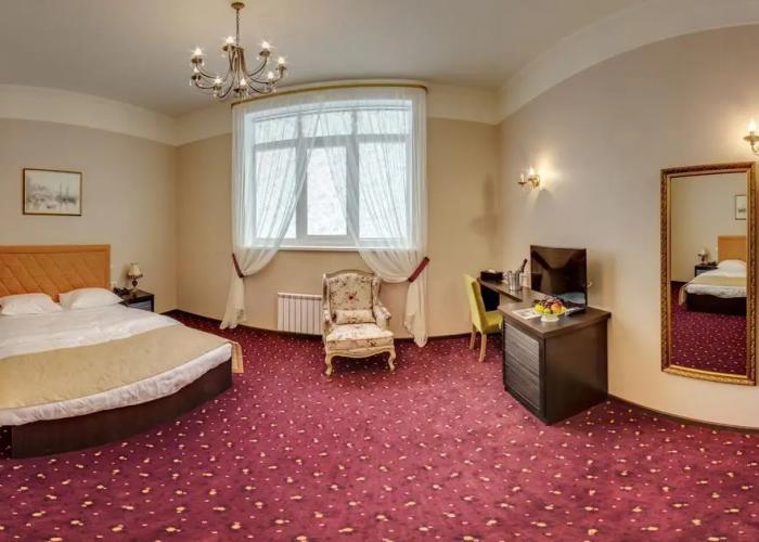 Gayd Park Hotel