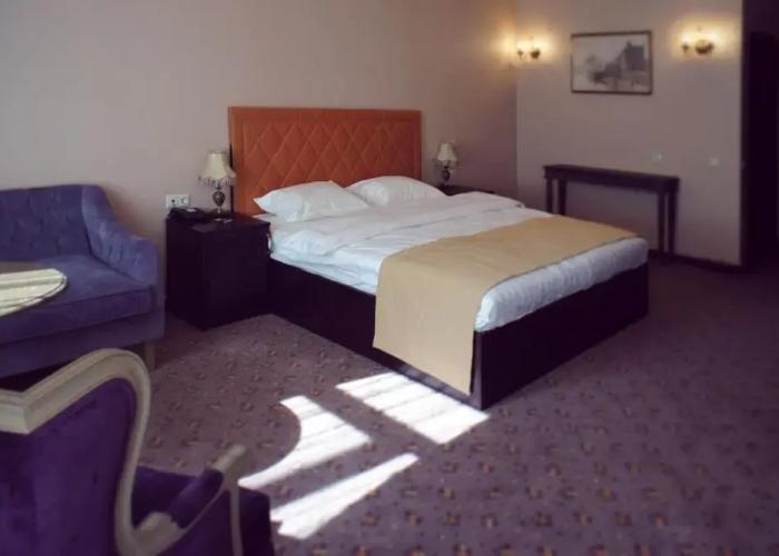 Gayd Park Hotel