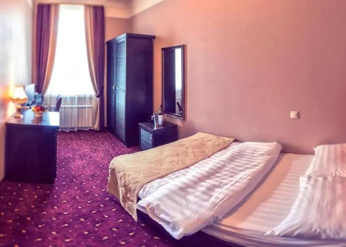 Gayd Park Hotel