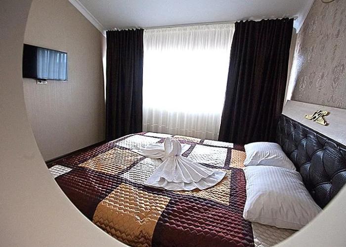 Kristall Palas Hotel