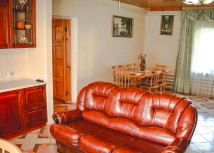 Tatyana's House s banej i bassejnom