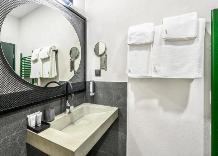 Hotel Cota1110