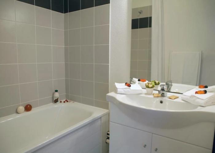 Nemea Appart Hotel Green Side Biot Sophia Antipolis