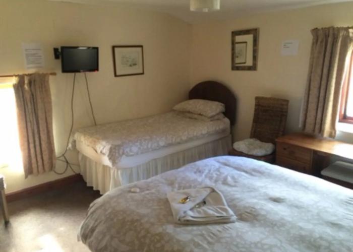 The Fox & Hounds Inn