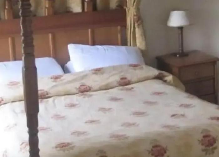 OYO Rose & Crown Hotel