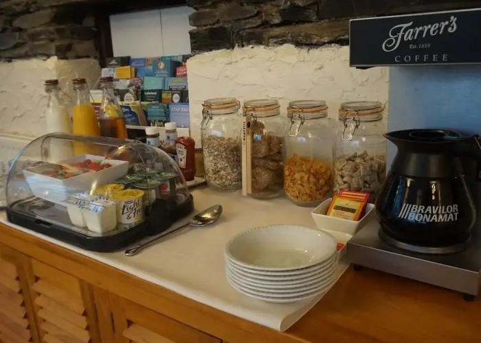 Bluebird Lodge and Waterhead Apartment
