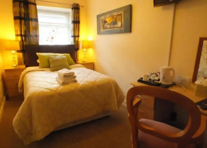 Bluebird Lodge and Waterhead Apartment