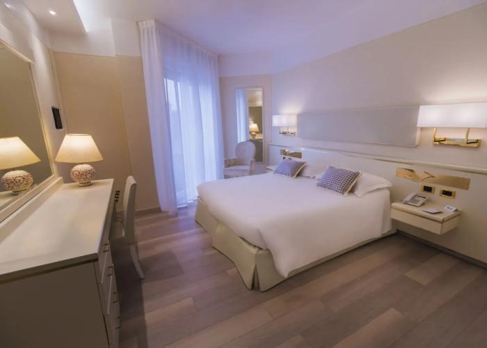 Hotel Bristol