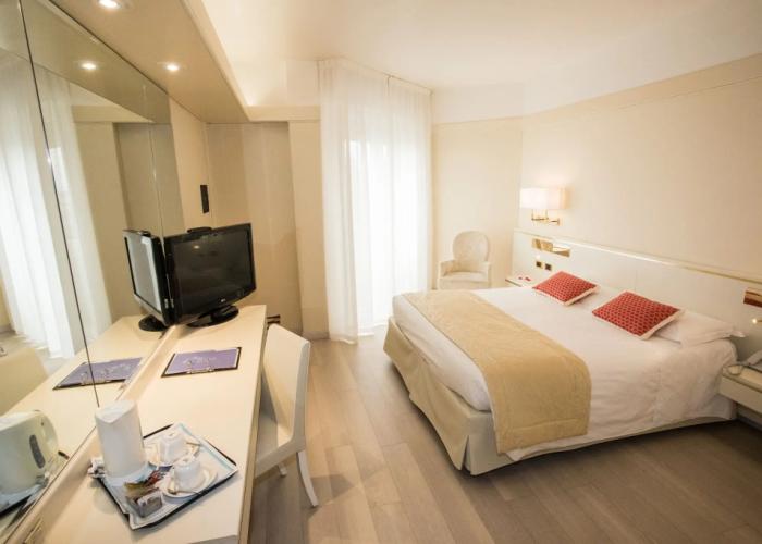 Hotel Bristol