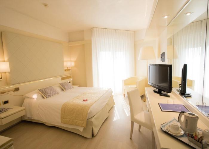 Hotel Bristol