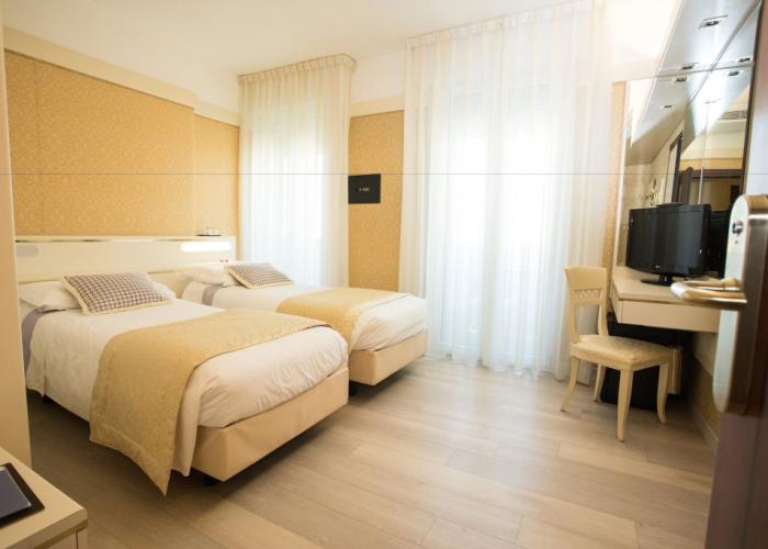 Hotel Bristol