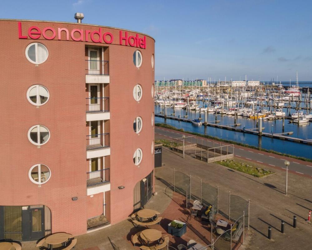 Leonardo Hotel IJmuiden Seaport Beach