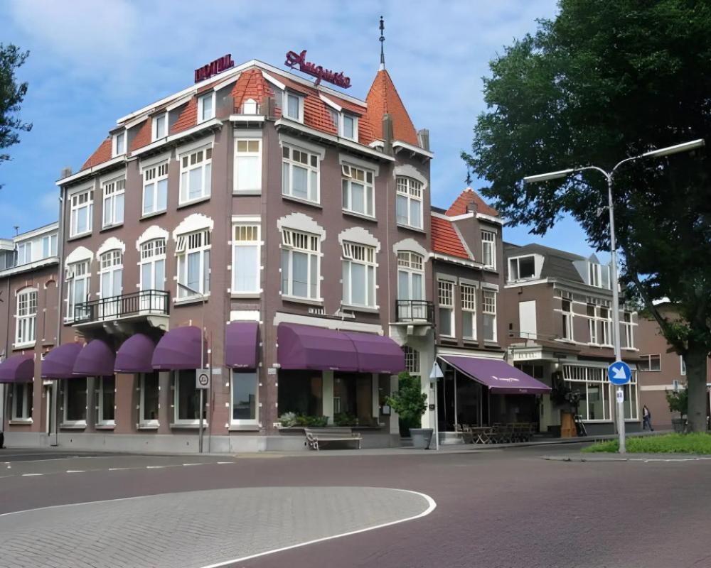 Augusta Hotel & Restaurant