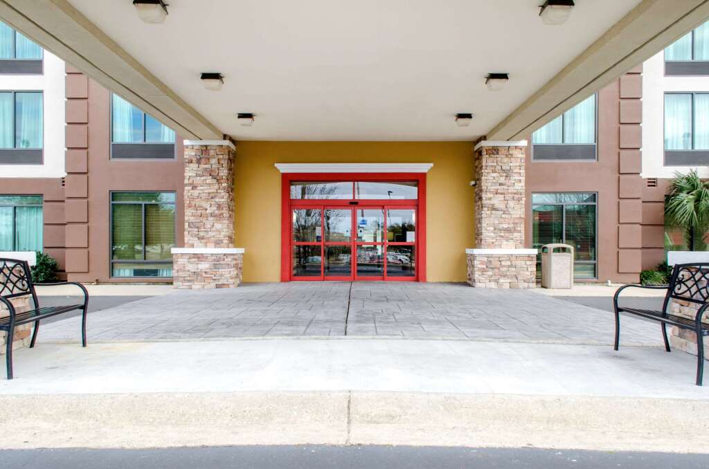 Comfort Inn & Suites Biloxi - D'Iberville