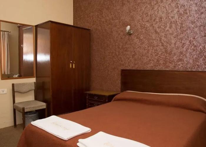 Black Iris Hotel