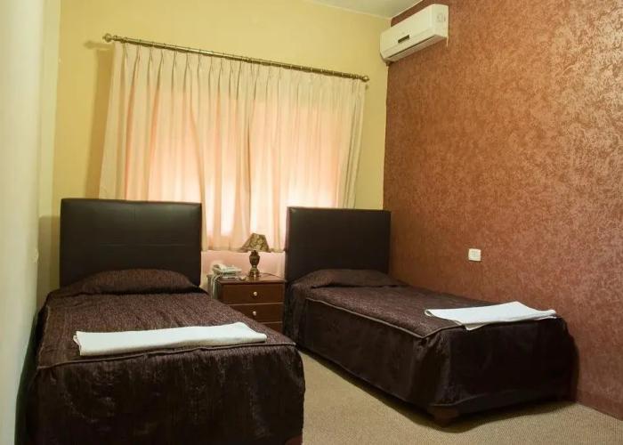 Black Iris Hotel