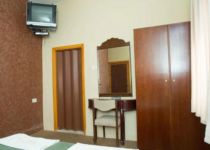 Black Iris Hotel