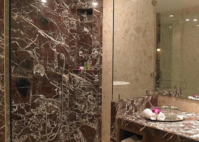 Royal Orchid Central Grazia