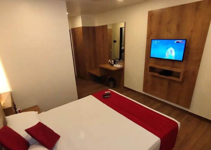Hotel Heritage Dakshin