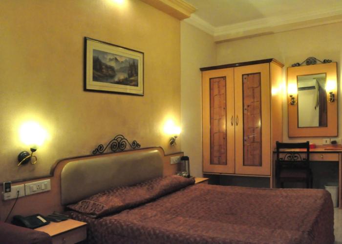 Abbott Hotel