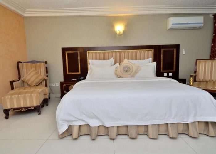 Nobila Airport Hotel