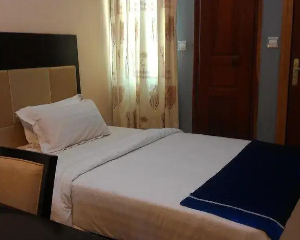 фото Sun Beach Hotel