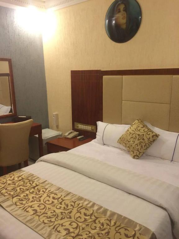 фото Sun Beach Hotel