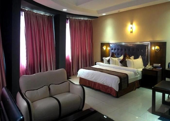 Sun Beach Hotel