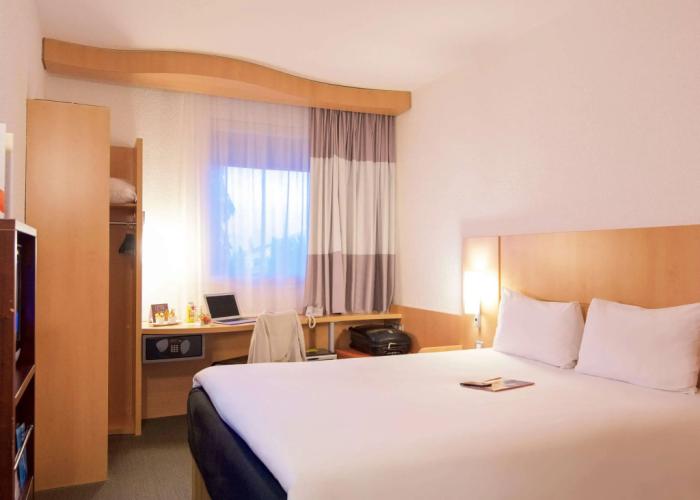 ibis Cotonou