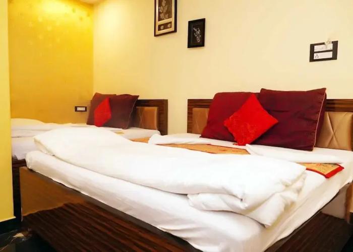 Hotel Golden Plaza
