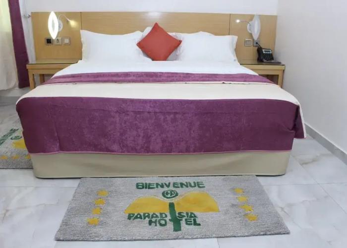 Paradisia Hotel