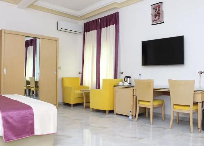 Paradisia Hotel