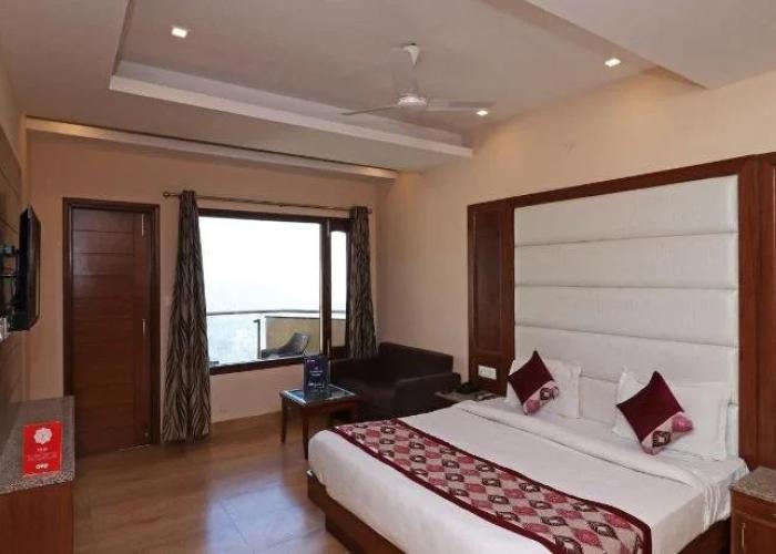 Hotel Basera