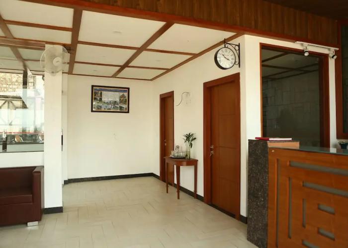 Hotel Devlok Primal