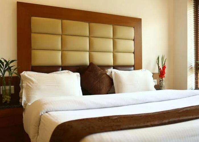 Hotel Devlok Primal