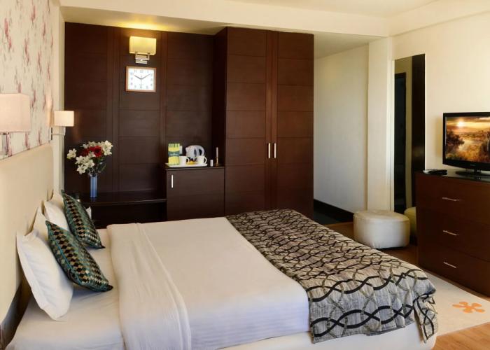 Honeymoon Inn