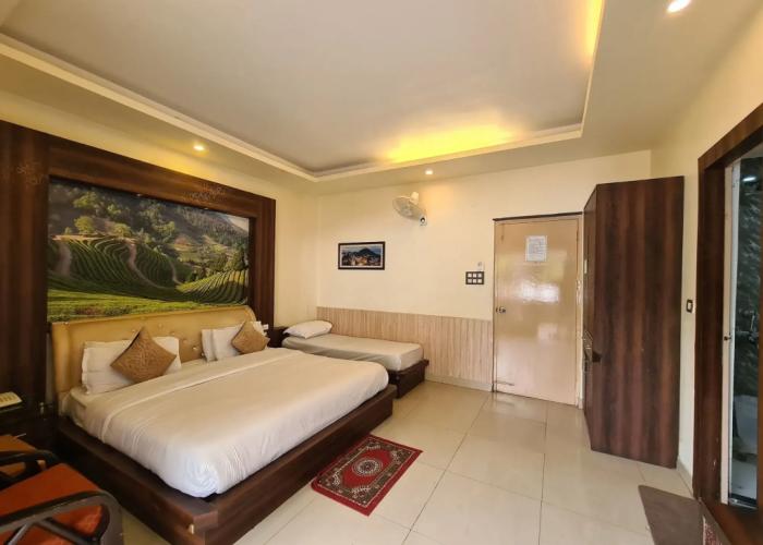 Hotel Rajpur Heights