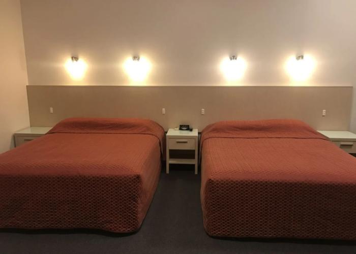 Mayfair Plaza Motel